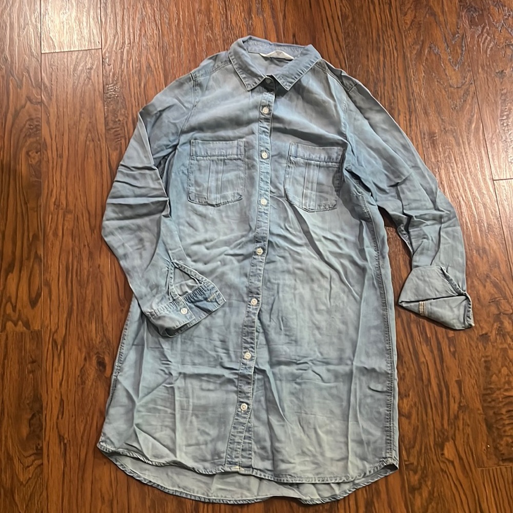 Women’s H&M Button Up Chambray Shirt Dress
